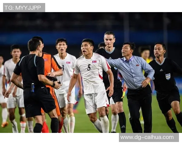 足球男团激情四溢团结奋战追逐梦想的荣耀之路